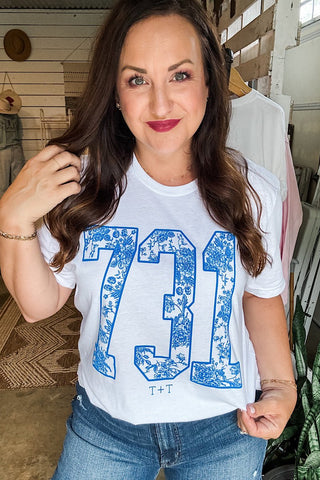 731 Blue Floral White Tee - Tucked & Threaded
