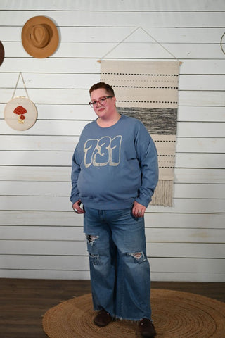 731 Bubble Denim Sweatshirt - Tucked & Threaded