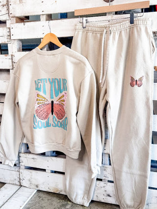 Butterfly Graphic Natural Cropped Sweatshirt - Tucked & Threaded