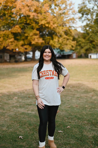 Christmas Vibes Oatmeal Adult Tee - Tucked & Threaded