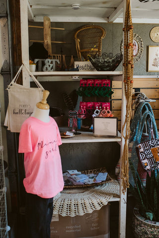 Mama's Girl Hot Pink Tee